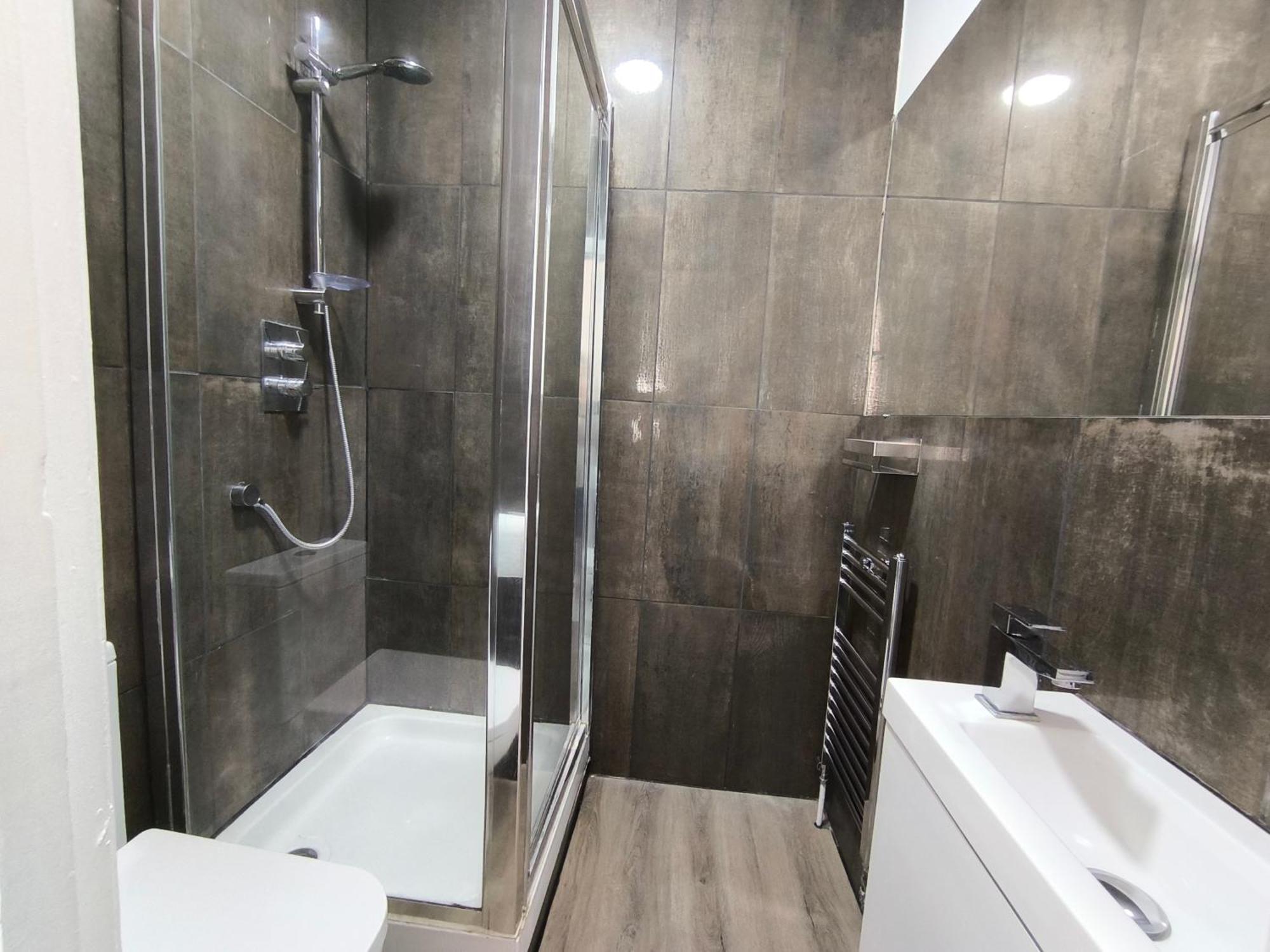 Bright Chiswick Apartment - Great Location Londyn Zewnętrze zdjęcie